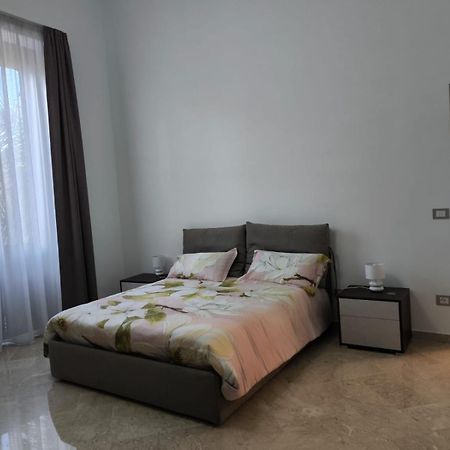 شقة La Casa Rossa برينديسي المظهر الخارجي الصورة